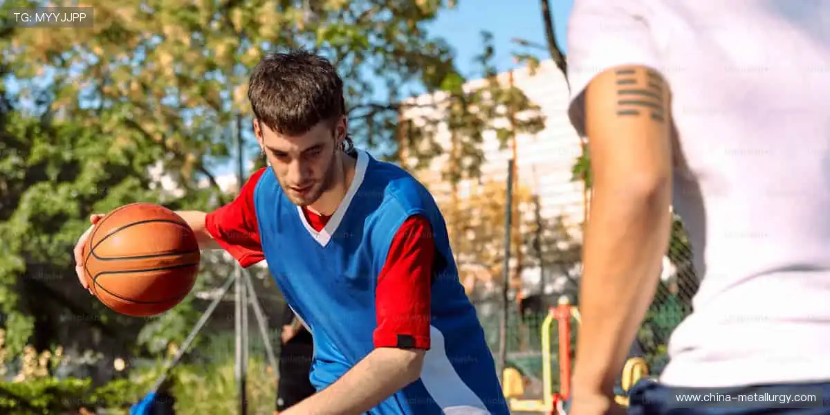 海量正版周边，让热爱触手可及！🎁⚽️🏀❤️